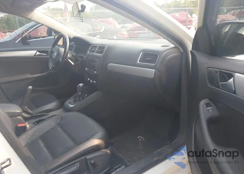 2014 Volkswagen Jetta 1.8T Se from USA, damaged, VIN 3VWD17AJ6EM368926